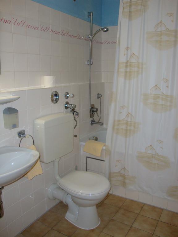 Pension Mona Lisa Munich Chambre photo